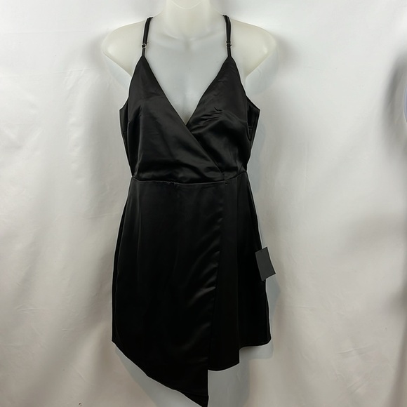 Lulu's What a Stunner Black Satin Asymmetrical A-Line Mini Dress Size M - Picture 5 of 13